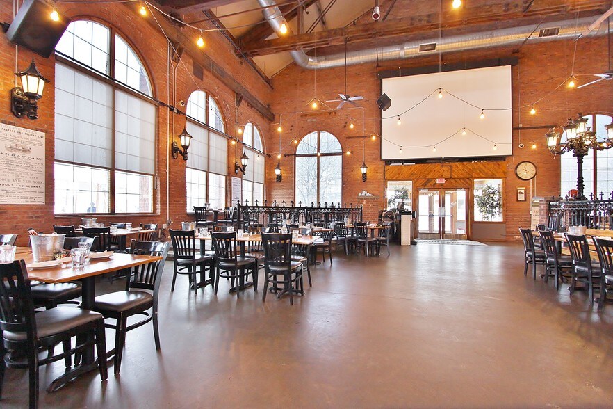 More Photos Of 88-110 Rondout Landing, Kingston Restaurant For Sale