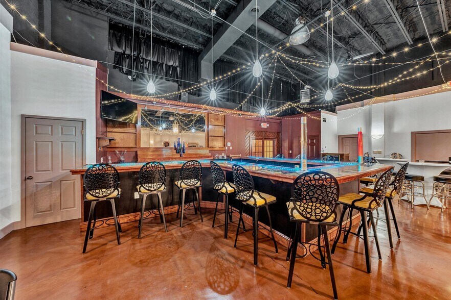More Photos Of 106 Stoney Battery Rd, Troutville Restaurant For Sale