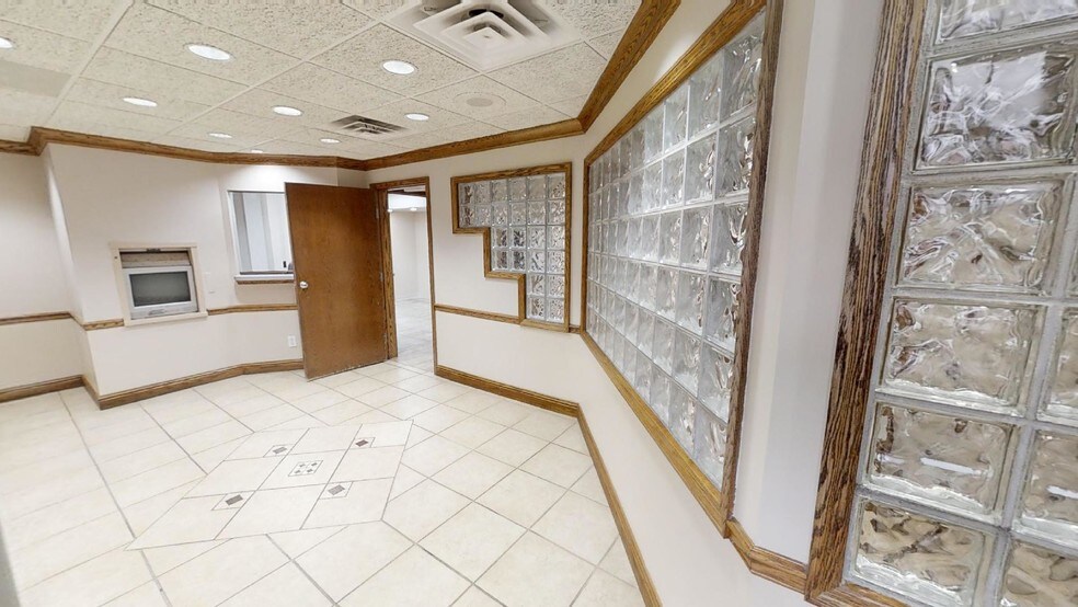 More Photos Of 7345 Far Hills Ave, Dayton Medical For Lease