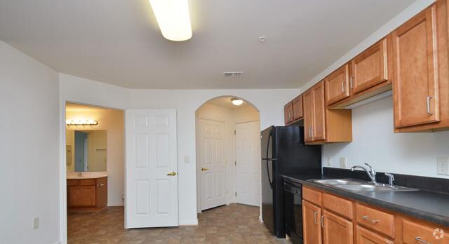 More Photos Of 1220 N King St, Hampton Apartments For Lease