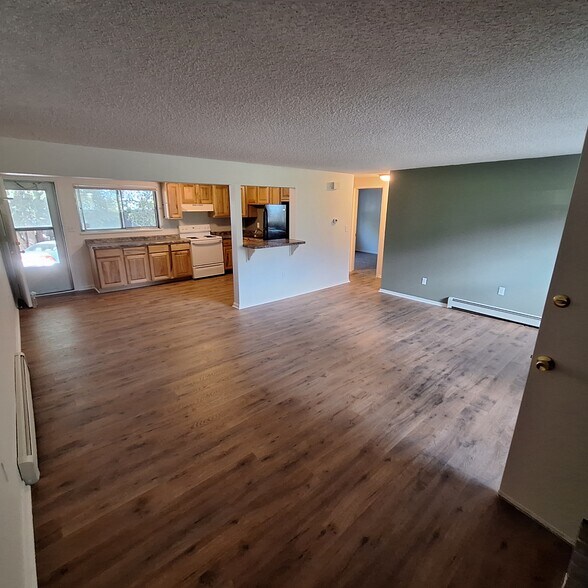 More Photos Of 1065 Magnolia St, Colorado Springs Apartments For Sale
