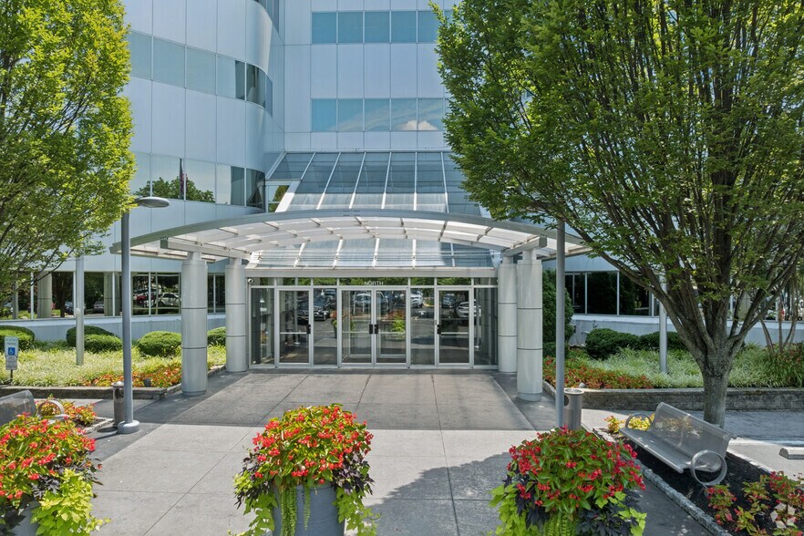 More Photos Of 535 Route 38, Cherry Hill Office For Lease