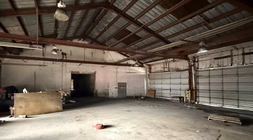 More Photos Of 714 S Blosser Rd, Santa Maria Industrial For Sale