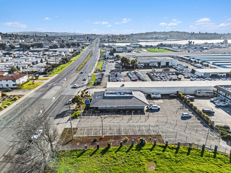 More Photos Of 4355 Sonoma Blvd, Vallejo Restaurant For Sale