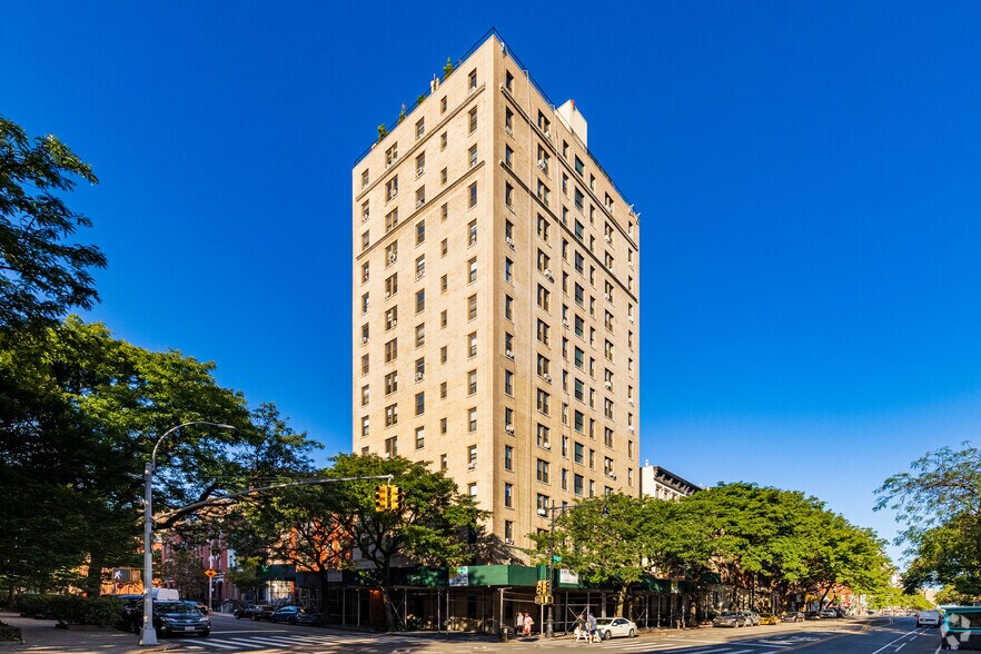 More Photos Of 50 W 106th St, New York Apartments For Lease