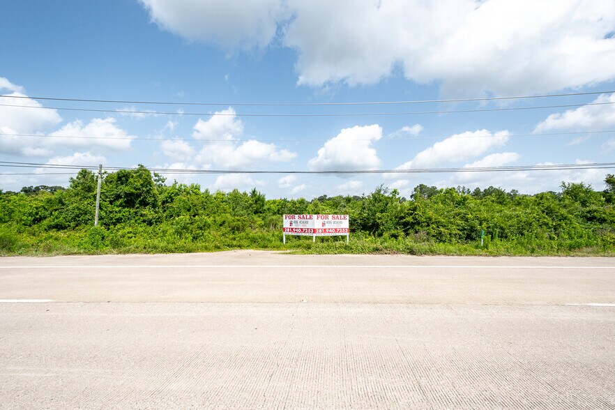 More Photos Of 18556 US Highway 59, New Caney Land For Sale