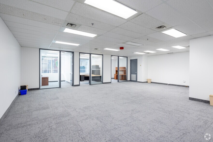 More Photos Of 20 Adelaide St E, Toronto Office For Lease