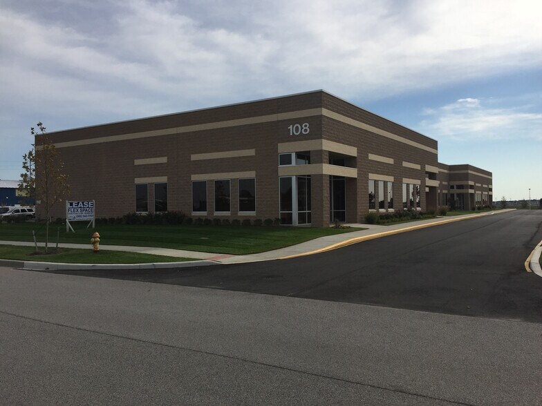 More Photos Of 112 Patriot Dr, Middletown Unknown For Lease