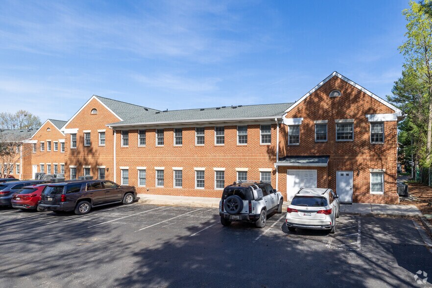 More Photos Of 1831 Forest Dr, Annapolis Medical For Sale