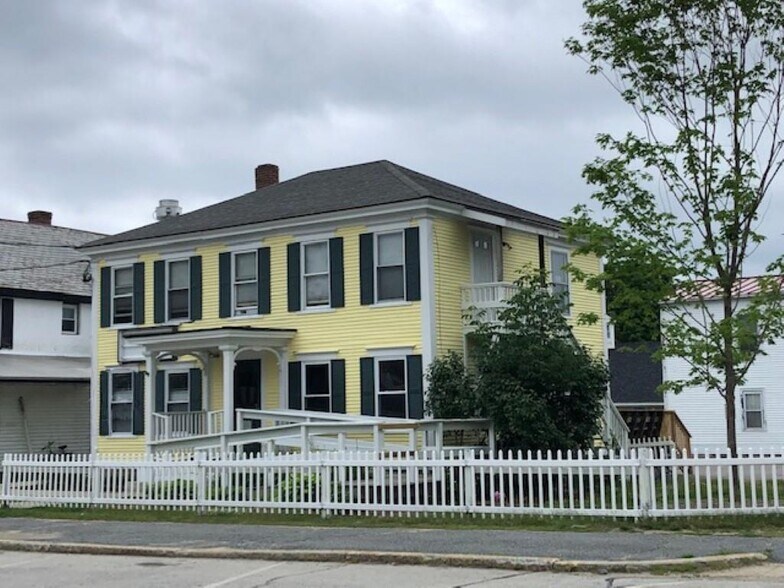 More Photos Of 31 Central Square, Troy Storefront Retail Residential For Lease