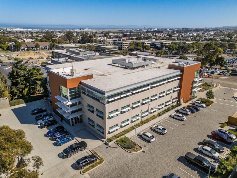 More Photos Of 1250 Grundy Ln, San Bruno Office For Lease