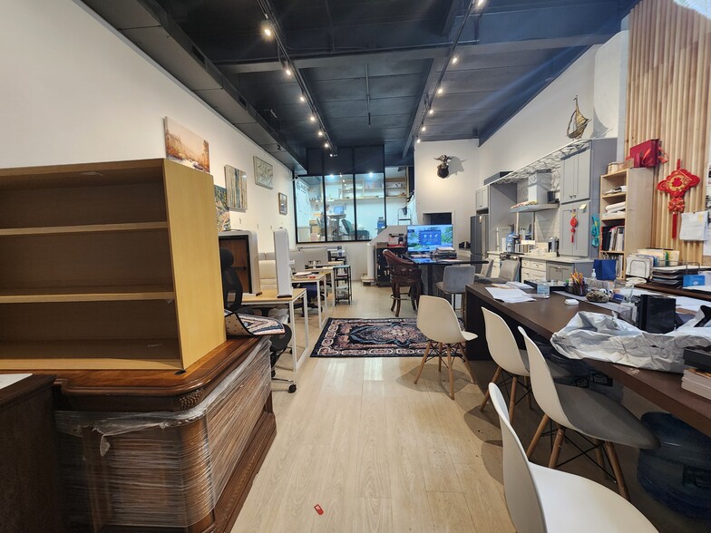 More Photos Of 80-12 51st Ave, Elmhurst Warehouse For Sale