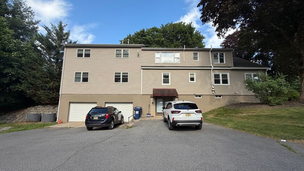 More Photos Of 205 State Route 31 N, Washington Office Residential For Sale