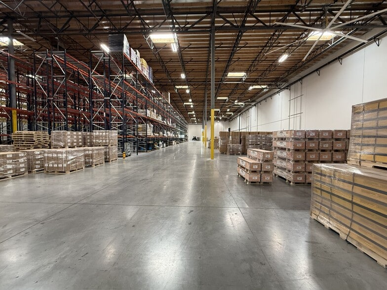 More Photos Of 7120 S Buffalo Dr, Las Vegas Industrial For Lease