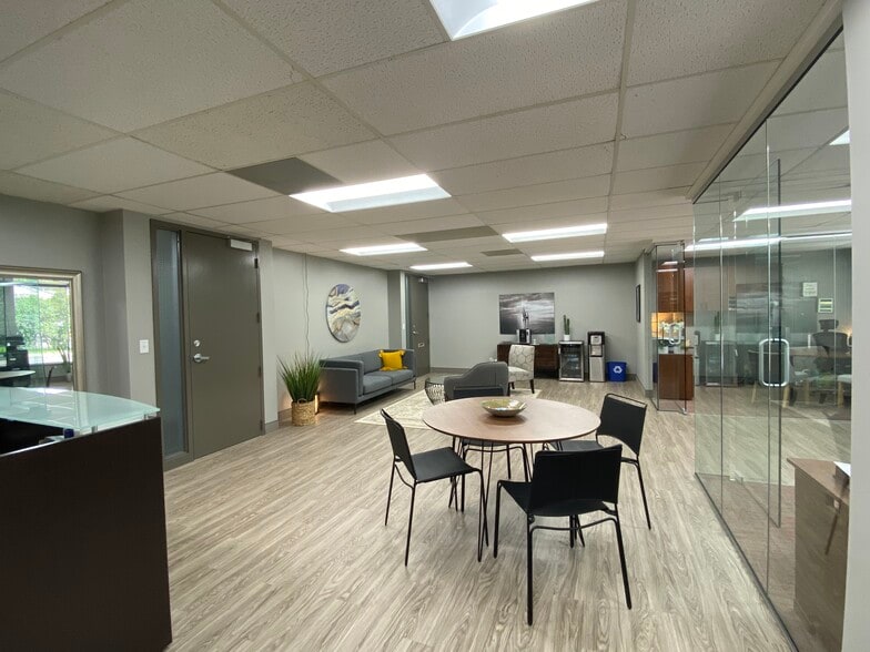 More Photos Of 5701 N Kentucky Ave, Crystal Loft Creative Space For Sale