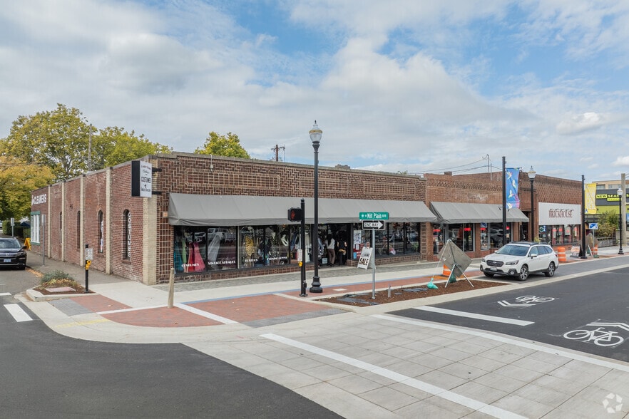 Primary Photo Of 1400 Main St, Vancouver Storefront For Lease