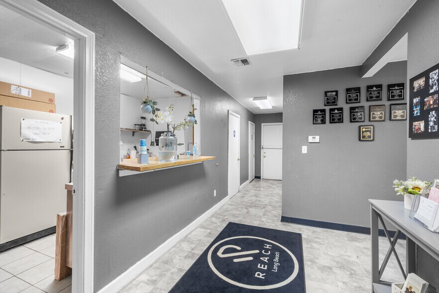 More Photos Of 6095 Atlantic Ave, Long Beach Restaurant For Sale