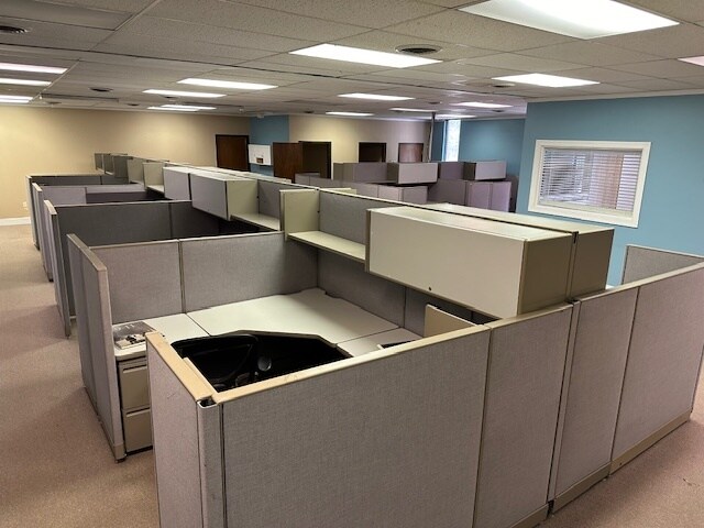 More Photos Of 6401 Carmel Rd, Charlotte Office For Lease
