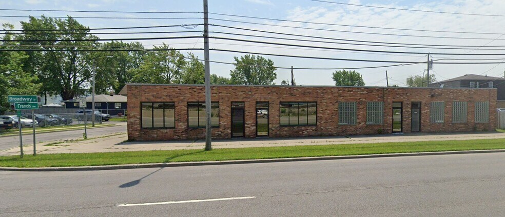 More Photos Of 2363 Broadway St, Buffalo Warehouse For Sale