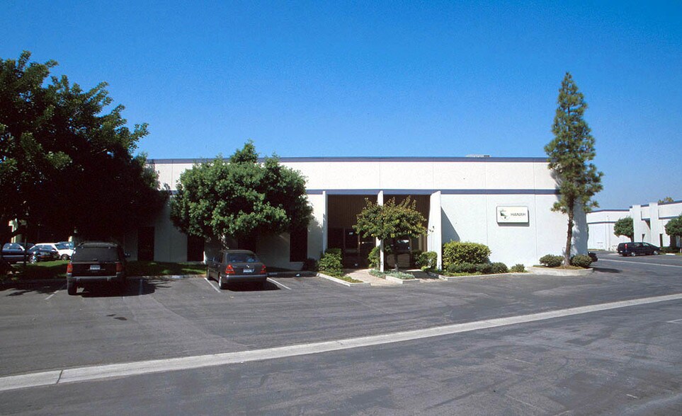 More Photos Of 217-221 Star of India Ln, Carson Warehouse For Lease