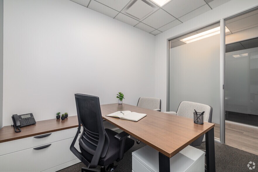 More Photos Of 2301-2321 Rosecrans Ave, El Segundo Office For Lease