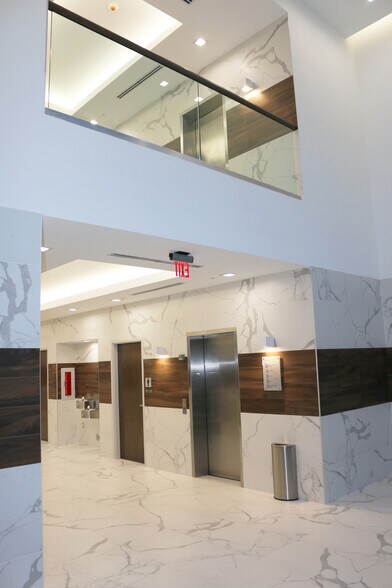 More Photos Of 14261 Commerce Way, Miami Lakes Office For Lease