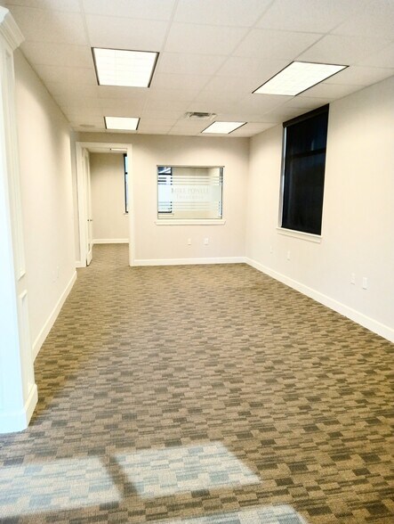 More Photos Of 20008 Champion Forest Dr, Spring Office Residential For Sale