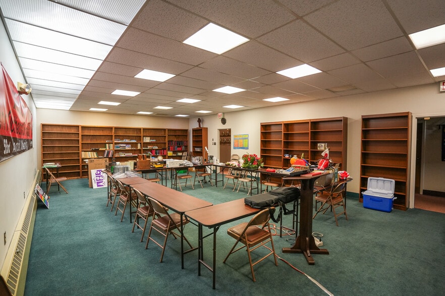 More Photos Of 431 Delaware Ave, Palmerton Office For Sale