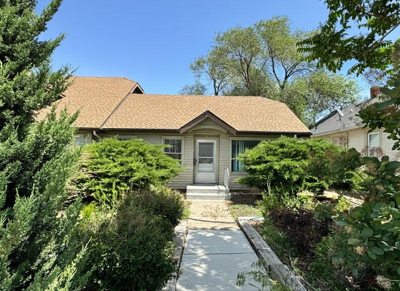 More Photos Of 120 9th Ave N, Buhl Multifamily For Sale