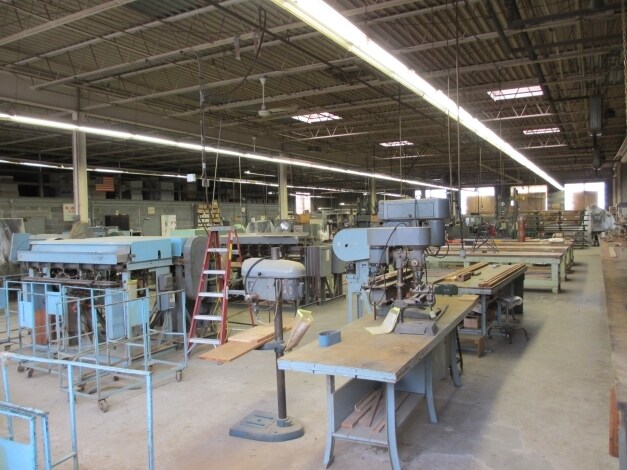 More Photos Of 555 Goffle Rd, Wyckoff Warehouse For Lease