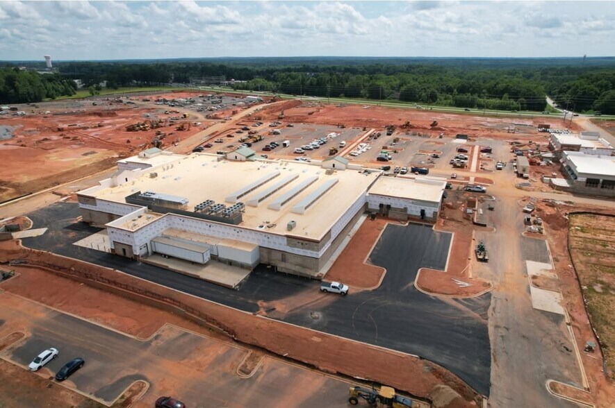 More Photos Of 8918 Charlotte Hwy, Indian Land General Retail For Lease