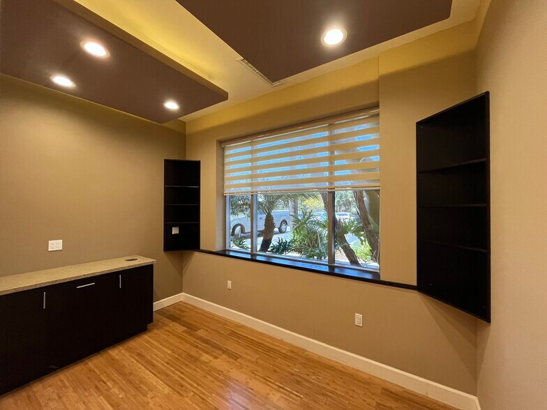 More Photos Of 838 Nordahl Rd, San Marcos Medical For Lease