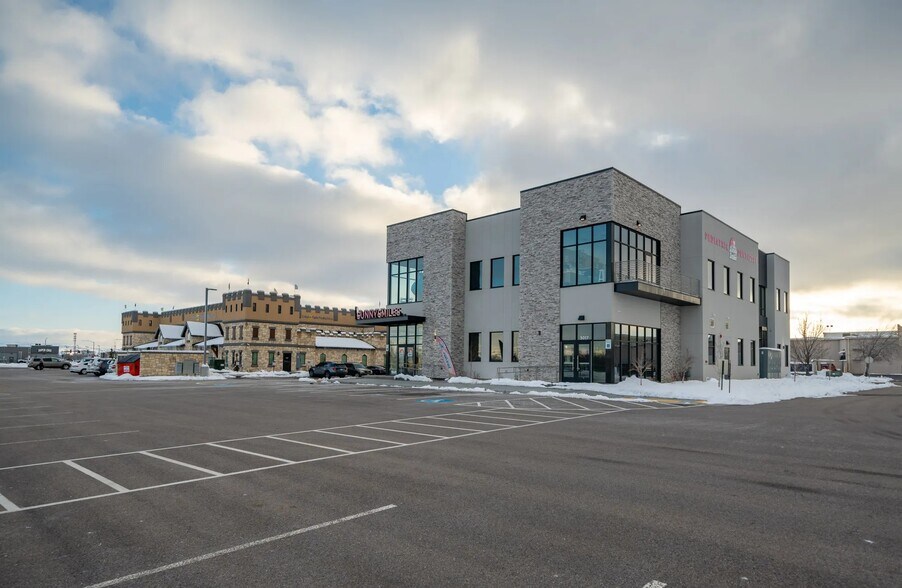 More Photos Of 3017 Eagle Dr, Ammon Medical For Lease