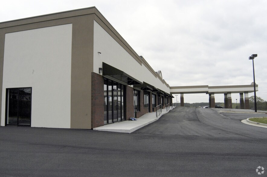 More Photos Of 1240 Sigman Rd NW, Conyers General Retail For Sale