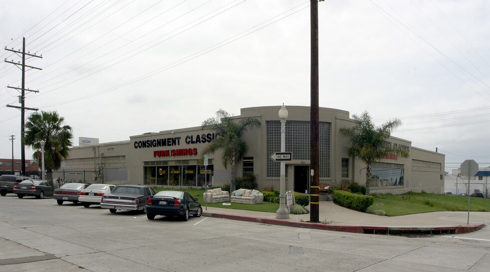 More Photos Of 1895 Hancock St, San Diego Warehouse For Sale