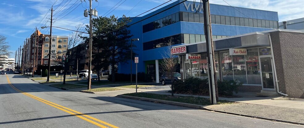 More Photos Of 168 Rollins Ave, Rockville General Retail For Sale