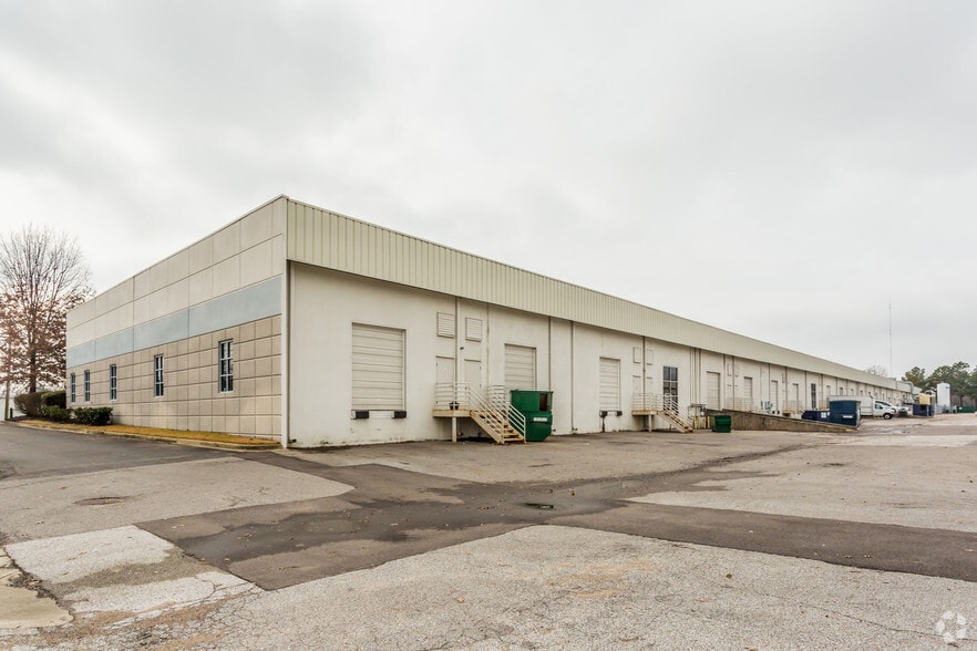 More Photos Of 3110 Stage Post Dr, Memphis Light Distribution For Lease