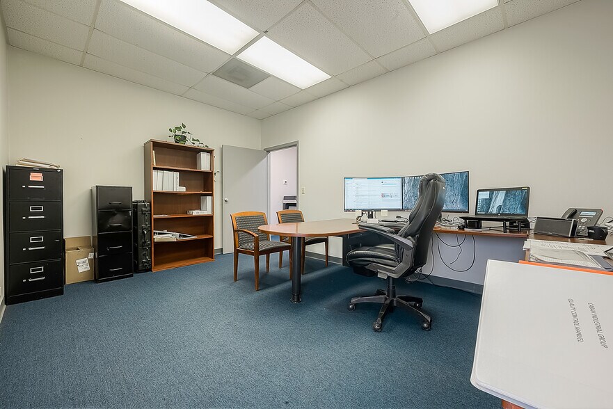 More Photos Of 208-214 E X St, Deer Park Medical For Lease