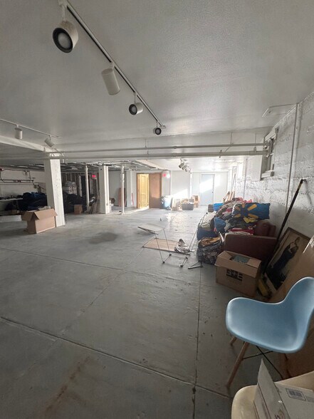 More Photos Of 2109 NW Irving St, Portland Apartments For Sale