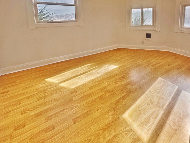 More Photos Of 108 Naglee Ave, San Francisco Apartments For Sale