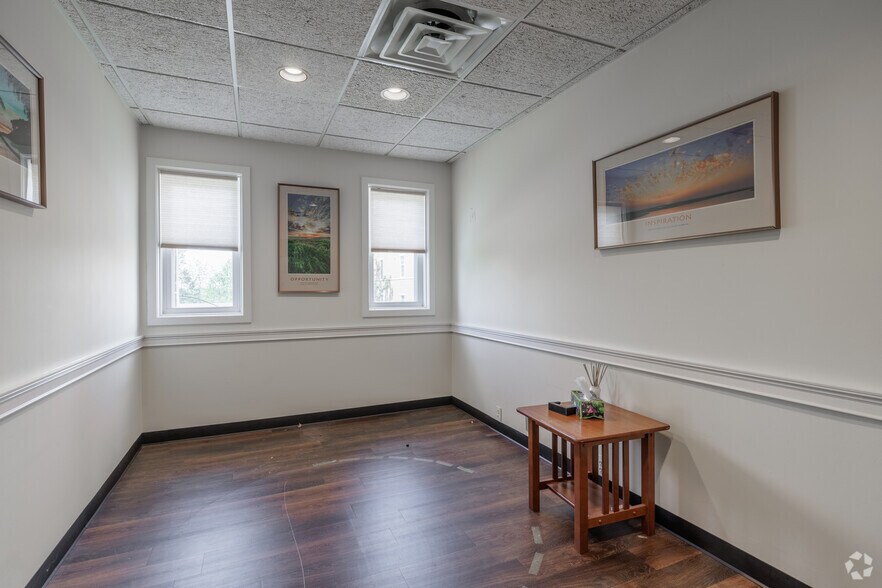 More Photos Of 8 Marcella Ave, West Orange Medical For Sale