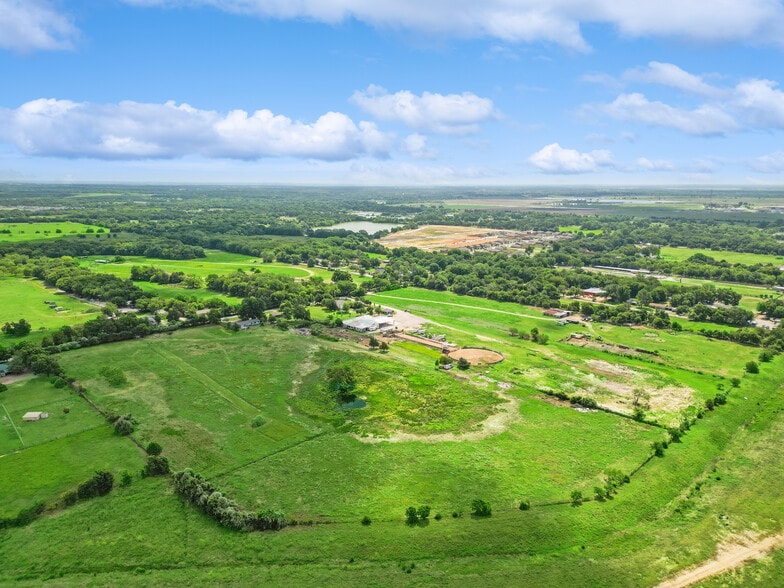 More Photos Of 3131 Middlefield Rd, Dallas Land For Sale