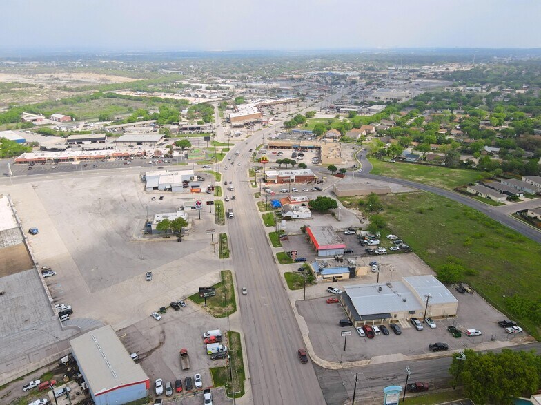 More Photos Of 11318 Perrin Beitel Rd, San Antonio Restaurant For Sale