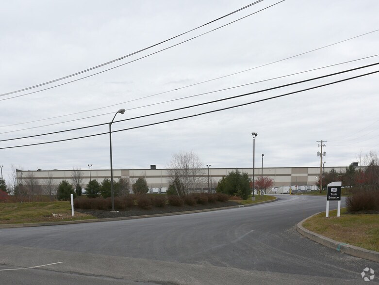 More Photos Of 25 Keystone Blvd, Pottsville Warehouse For Lease