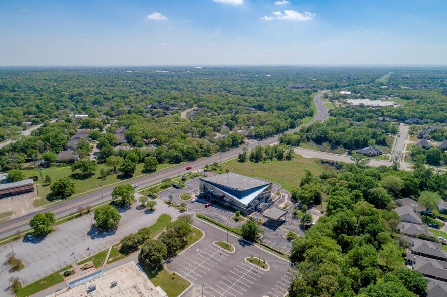 More Photos Of 1920 W Villa Maria Rd, Bryan Medical For Lease