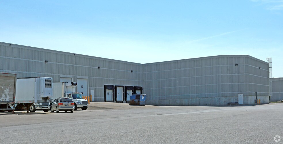 More Photos Of 4800 Eastgate Pky, Mississauga Flex For Lease