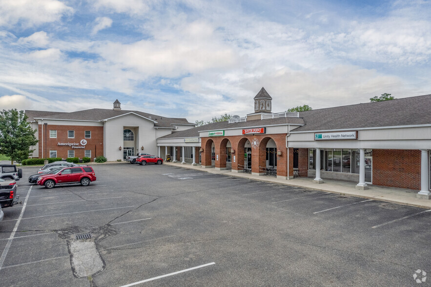 Primary Photo Of 3333 Massillon Rd, Akron Bank For Lease