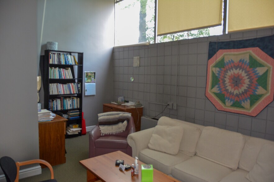 More Photos Of 552 N Neville St, Pittsburgh Apartments For Sale