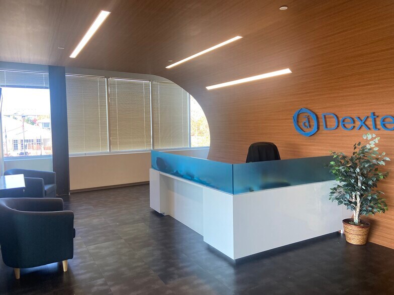 More Photos Of 19490 Sandridge Way, Leesburg Medical For Lease