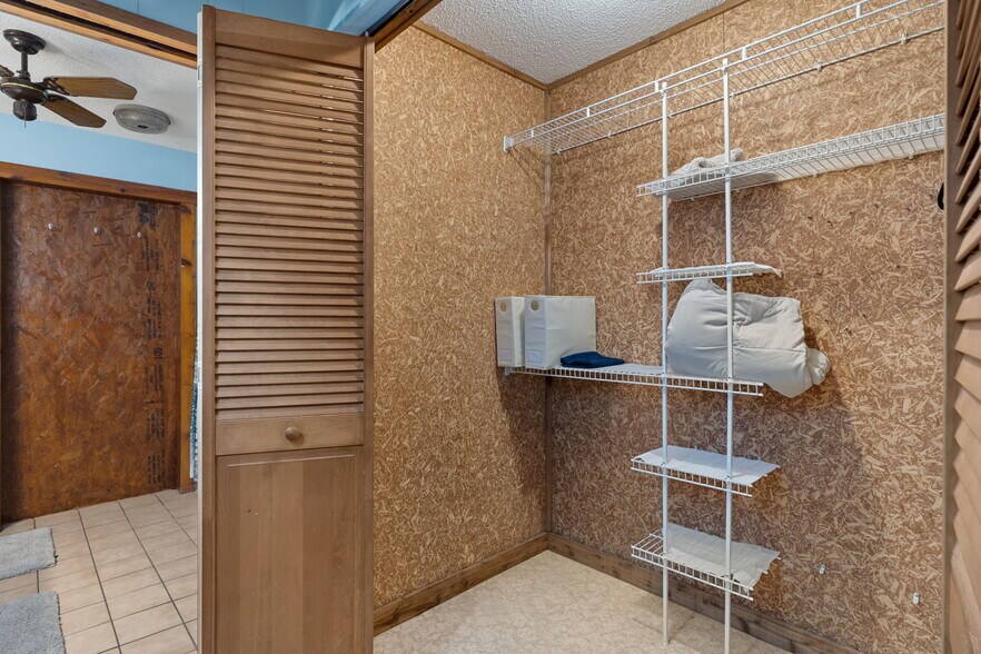 More Photos Of 8301 Congress St, Port Richey Flex For Sale